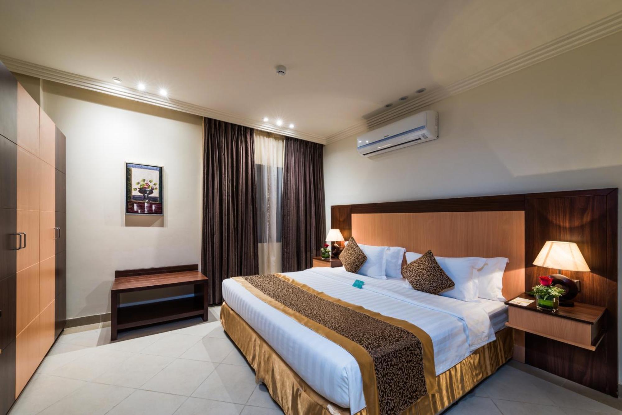 Boudl Al Rass Aparthotel Ar Rass Exteriör bild